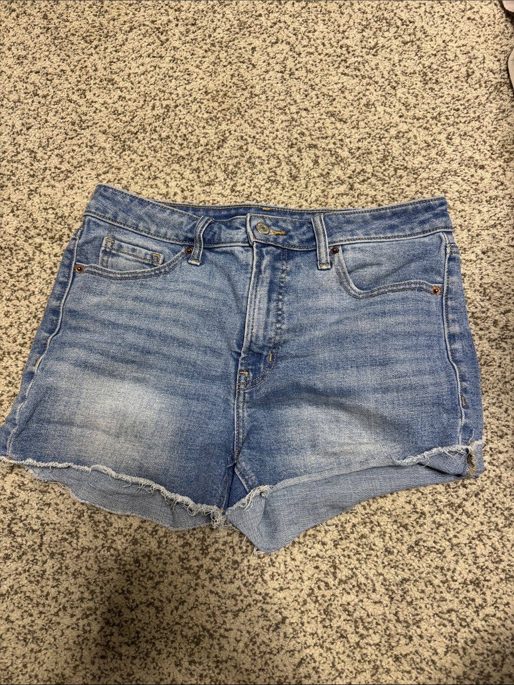 Old Navy Light Wash Denim Cutoff Shorts